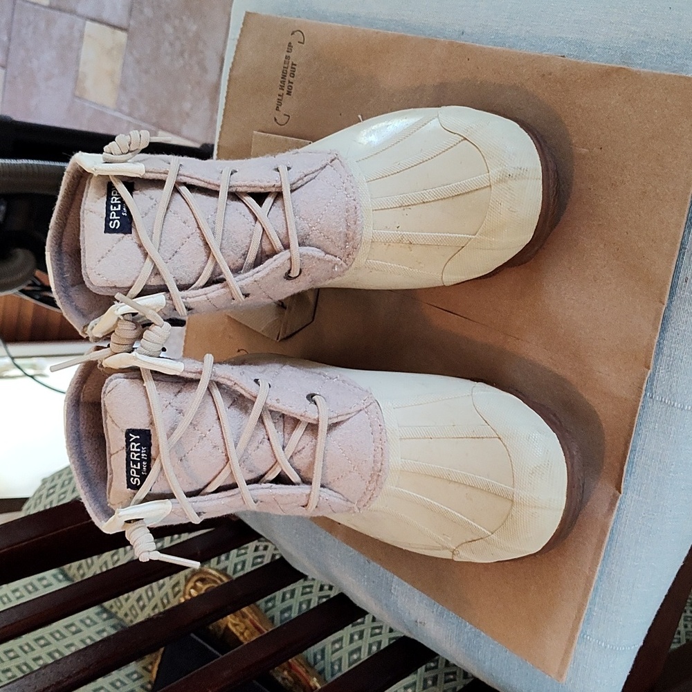 Sperry boots